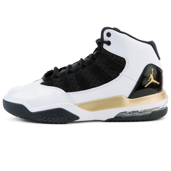 NEW Jordan Max Aura White Metallic Gold Basketball - Picture 3 of 10